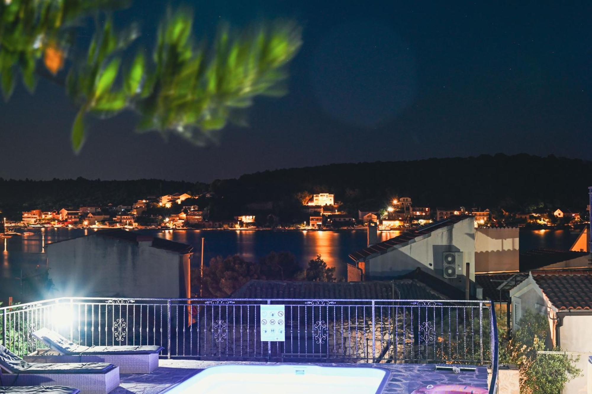 Tisno Resort Esterno foto