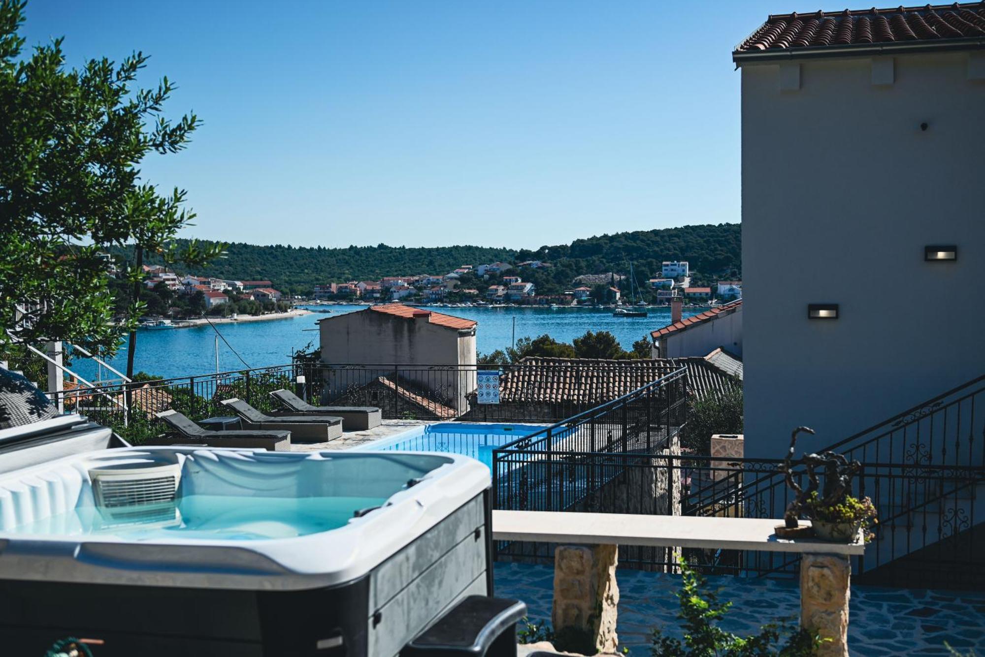 Tisno Resort Esterno foto